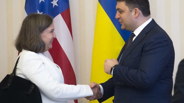 Виктория Нуланд приехала из США, чтобы поговорить с правительством и депутатами, фото: Украинские новости