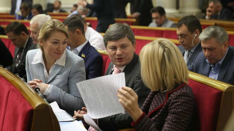 Рада запустила процесс создания антикоррупционного суда, но результатов ждать нескоро, фото: rada.gov.ua