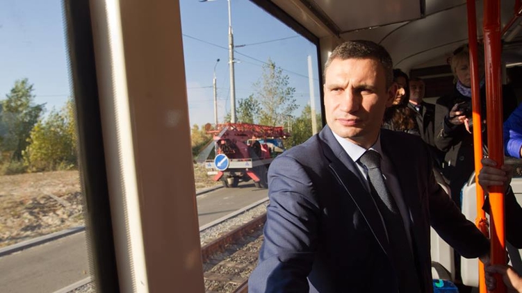 Мэр Киева Виталий Кличко готов сойти с поезда БПП, фото: Facebook Виталия Кличко