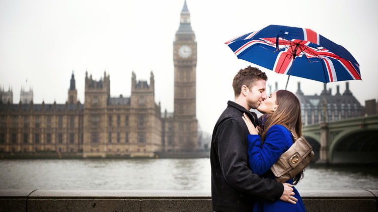 Получить обычную или семейную визу в Британию  - непросто и дорого. Источник фото: ukatephoto.livejournal.com 