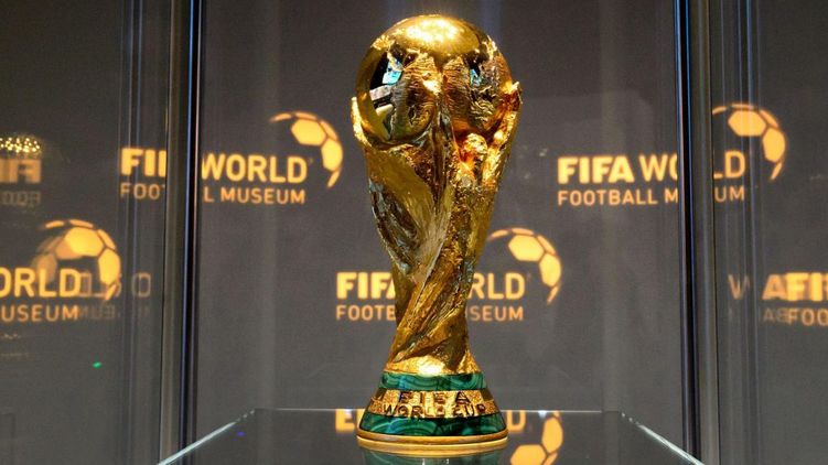 Сразу 32 сборных начинают сражение за Кубок мира по футболу