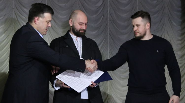 На единого кандидата от националистов претендуют Тягнибок, Тарасенко и Билецкий (слева направо). Фото: ВО 