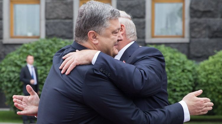 Петр Порошенко назвал Александра Лукашенко большим другом Украины. Фото: Белта