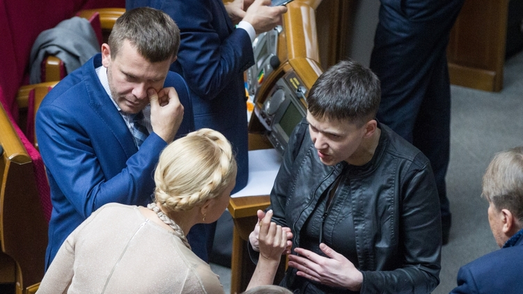 Надежда Савченко очень быстро и органично вписалась в украинский политикум, фото: Украинские новости