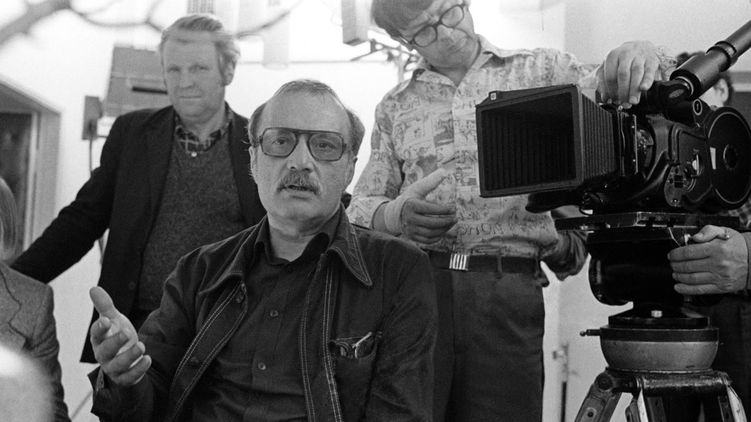 Вчера не стало Георгия Данелия - одного из самых любимых на постсоветском пространстве режиссеров