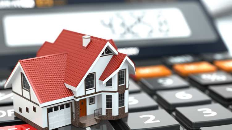 По прогнозам налоговиков, поступления в бюджет от налога на недвижимость составят порядка 550 млн. грн, фото: finance.bigmir.net