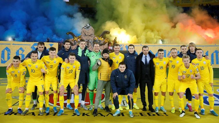 Сборная Украины играет с Сербией 17 ноября