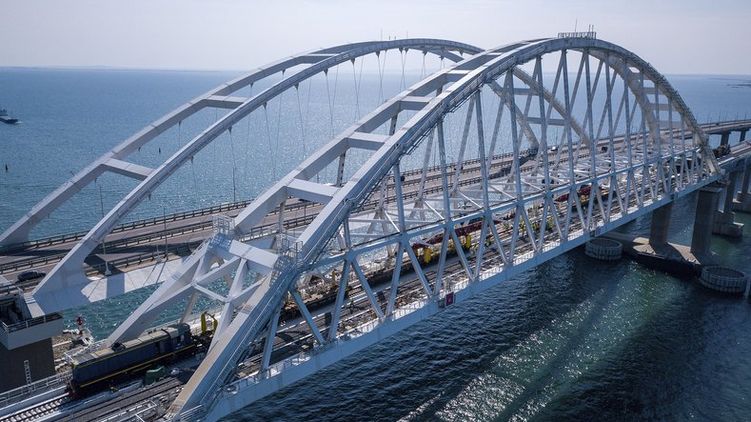 Железнодорожная часть Крымского моста. Фото most.life