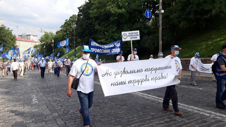В ООН заявляют: есть риски, что вскоре украинцы утратят даже про на протест по трудовым вопросам
