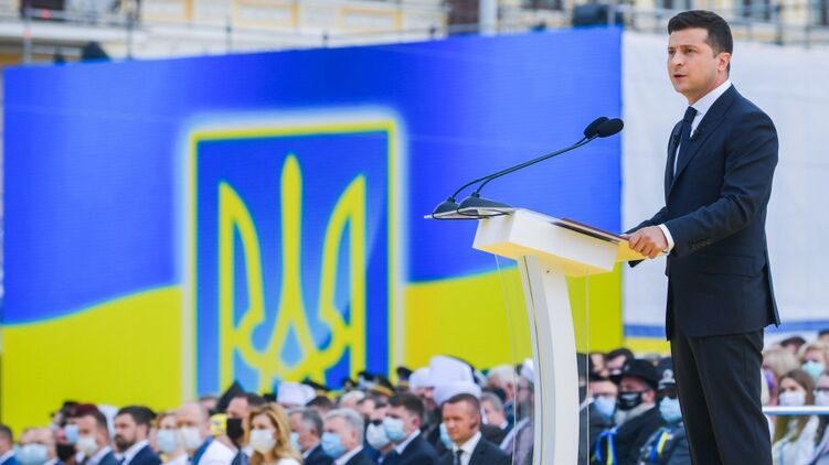 Владимир Зеленский на праздновании Дня независимости 2020. Фото сайта президента
