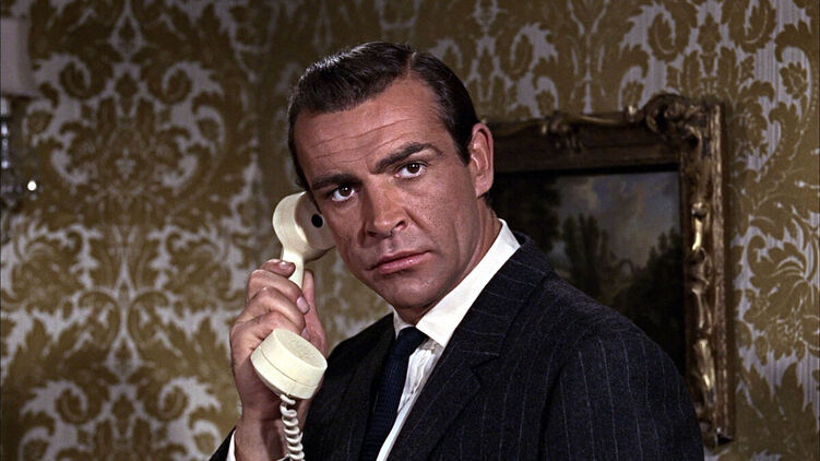 Шон Коннери считается лучшим исполнители роли агента 007