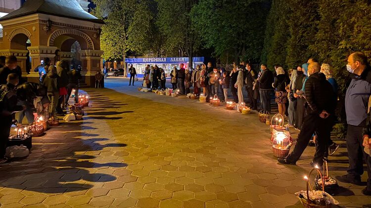 Украинцы готовятся к Пасхе 2021 года. Фото Харьков Now