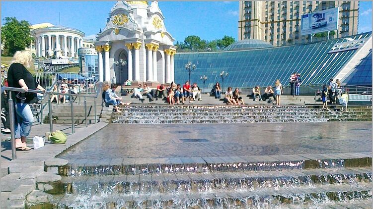Фонтан в Киеве. Фото с сайта Слово и дело