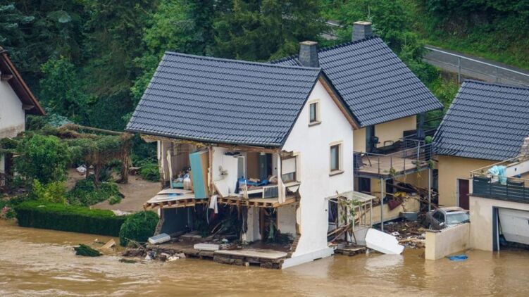 На Европу обрушились разрушительные наводнения. Фото: Andreas Arnold