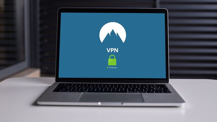 Как установить VPN на ноутбук и смартфон. Фото Pixabay