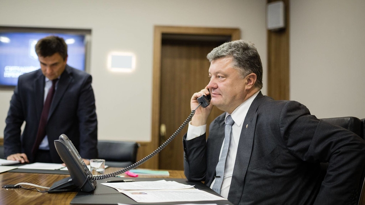 У Петра Порошенко признали факт разговора с пранкером, но назвали его смонтированным, фото: day.kyiv.ua