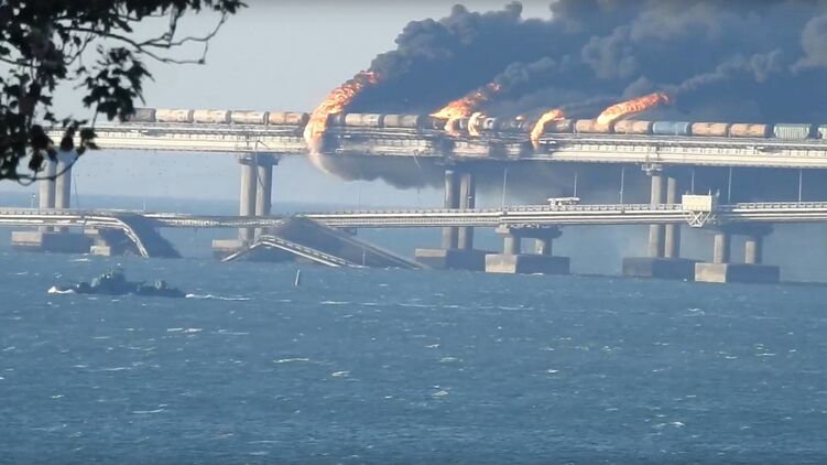 Крымский мост после взрыва