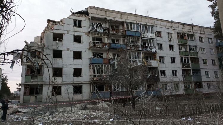 Последствия вчерашнего прилета в поселке Клугино-Башкировка в Харьковской области