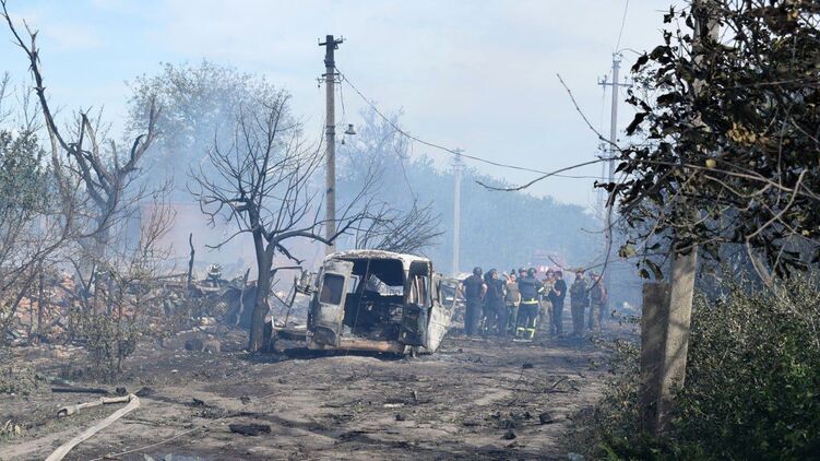 Последствия прилета по Алексеево-Дружковке в Донецкой области