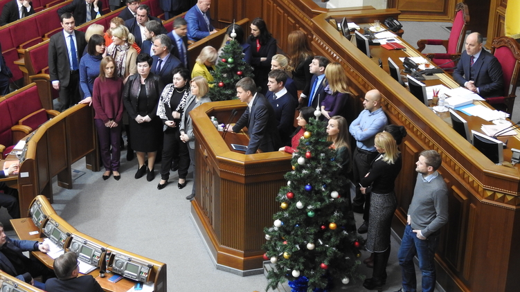 После зимних праздников Верховная Рада вернулась к работе, фото: Изым Каумбаев, 