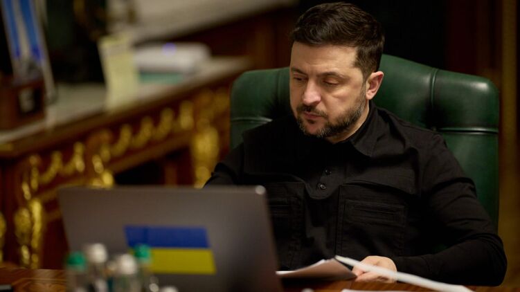 Зеленський продовжує загрожувати Білорусі бойовими діями. Фото: із відкритих джерел