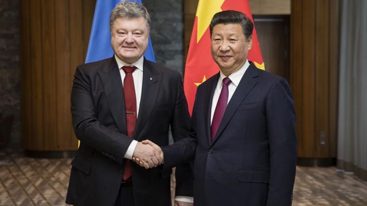 Петр Порошенко провел переговоры с китайским президентом, который огорошил всех своим намерением интегрироваться в мировую экономику и защищать глобализацию, фото: facebook.com