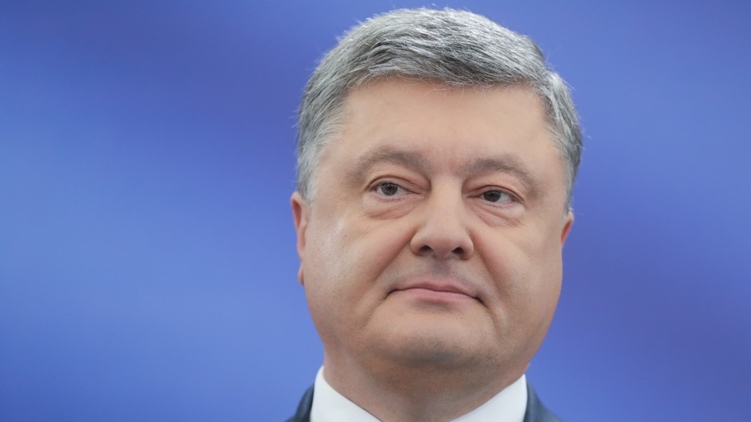 Петр Порошенко использует тему отмены депутатской неприкосновенности в своих интересах, фото: president.gov.ua