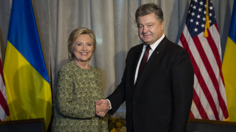 В Белом доме припомнили украинской власти поддержку Хиллари Клинтон на выборах президента 2016 года, Фото: unian.net