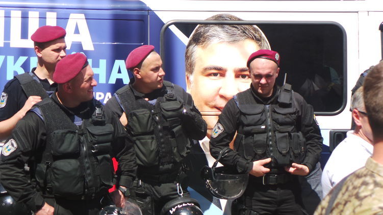 На украинской границе Михаила Саакашвили будут по-разному встречать, фото: rns.org.ua