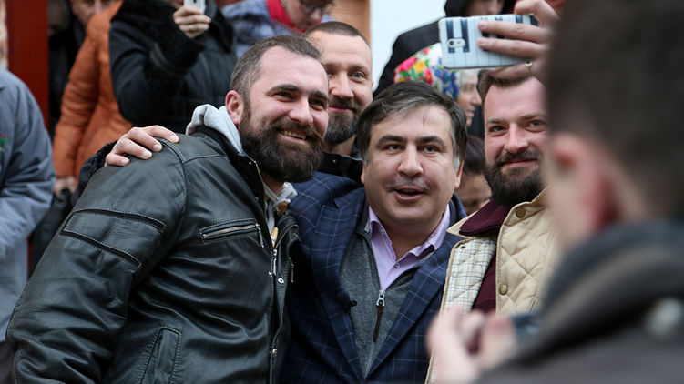 Ждать Михаила Саакашвили (в центре) будет большая массовка, фото: rns.org.ua