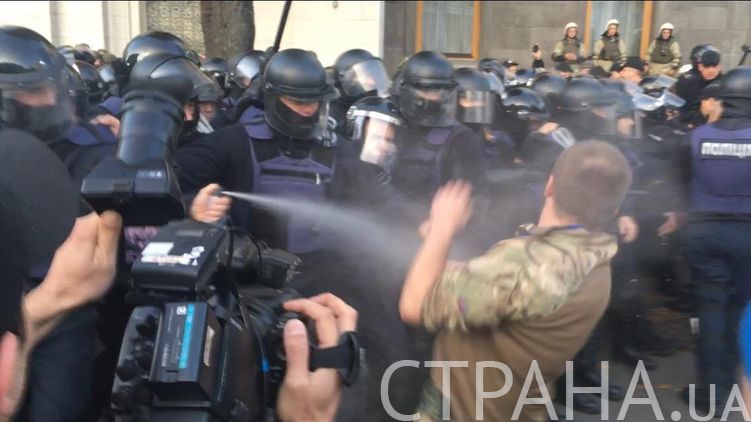 Власть предприняла пробную попытку штурма МихоМайдана, фото: Страна.ua