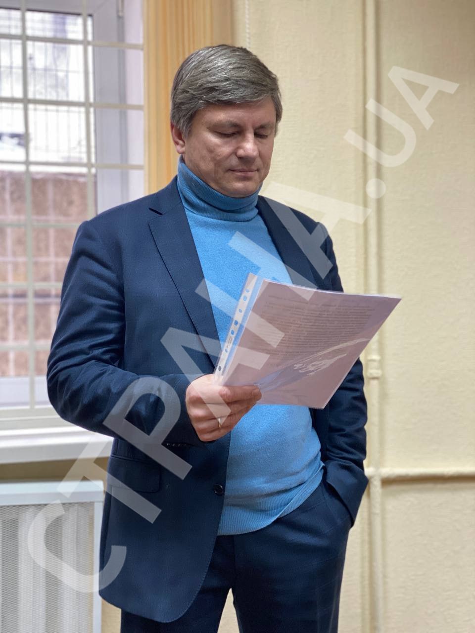 Суд не рассмотрел дело депутата Евросолидарности Артура Герасимова