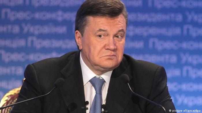 ЕС ввел новые санкции против Виктора Януковича