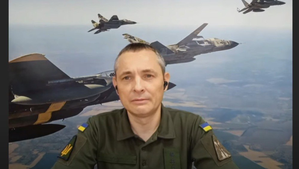 Россия держит вокруг границ Украины около 800 единиц авиатехники и нарастила группировку вертолетов