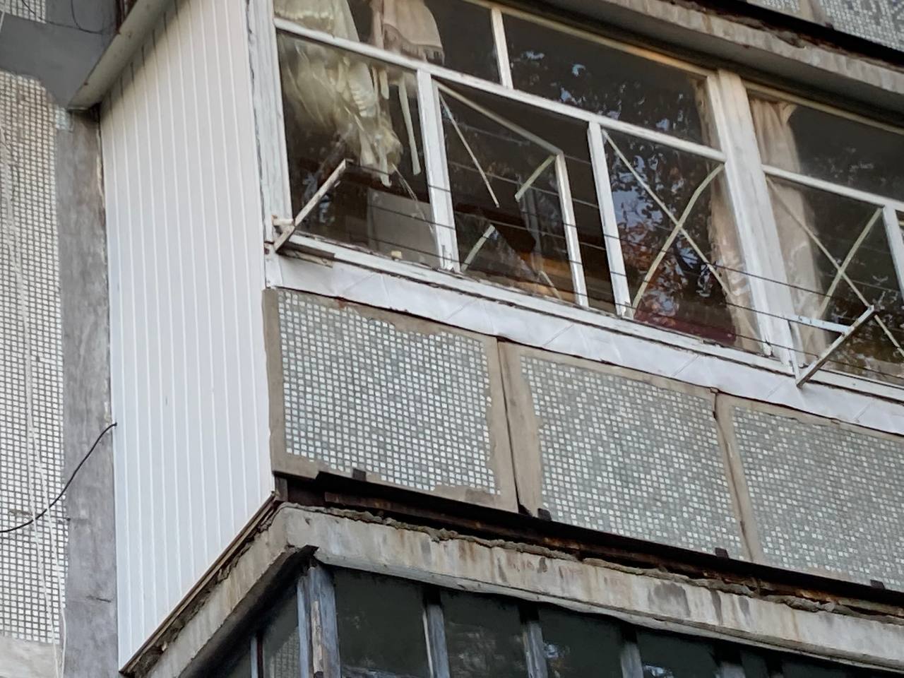 Пять жилых домов повреждены в результате ракетного обстрела Запорожья 