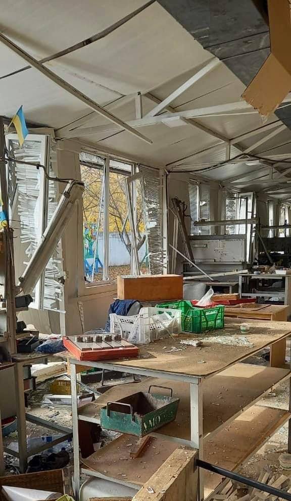 Последствия обстрела завода “Донмет” в Краматорске