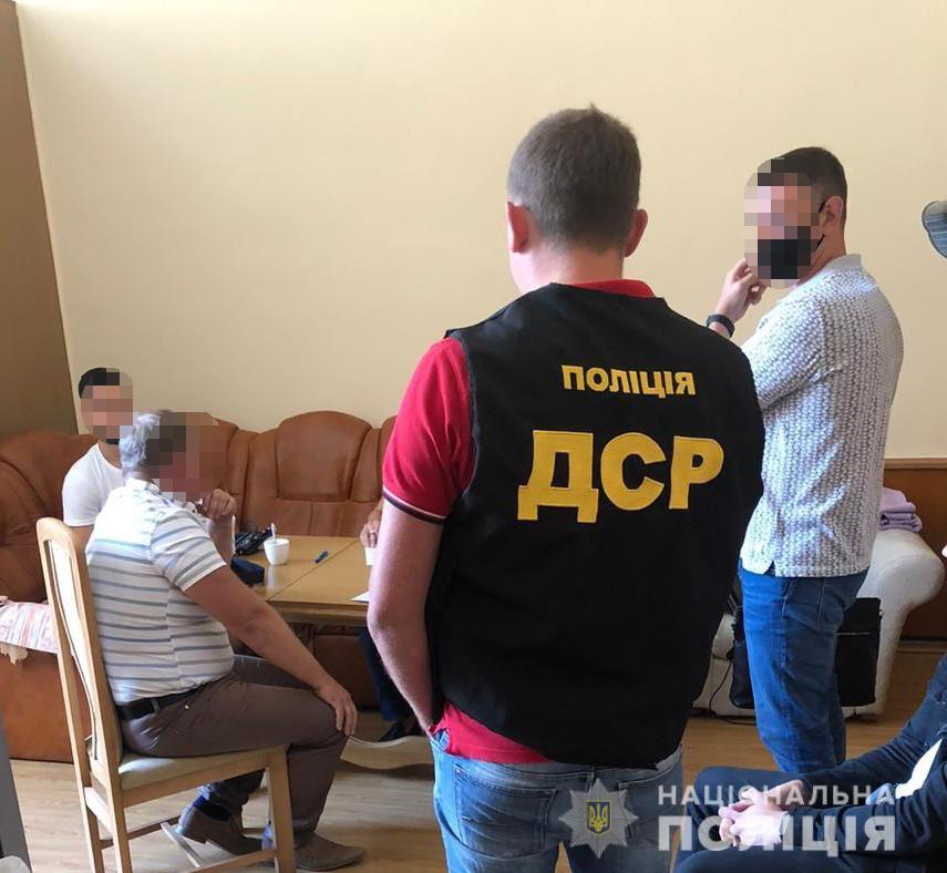 задержанные за взятку и правоохранители