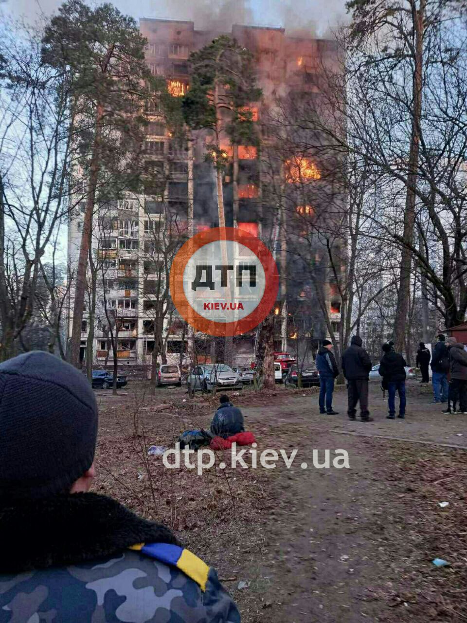 Обстрел жилых домов в Киеве. Фото