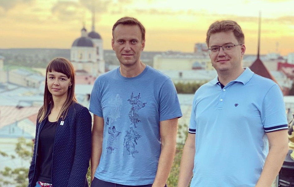 Обществу навязывается мысль, что Навальный был точно отравлен