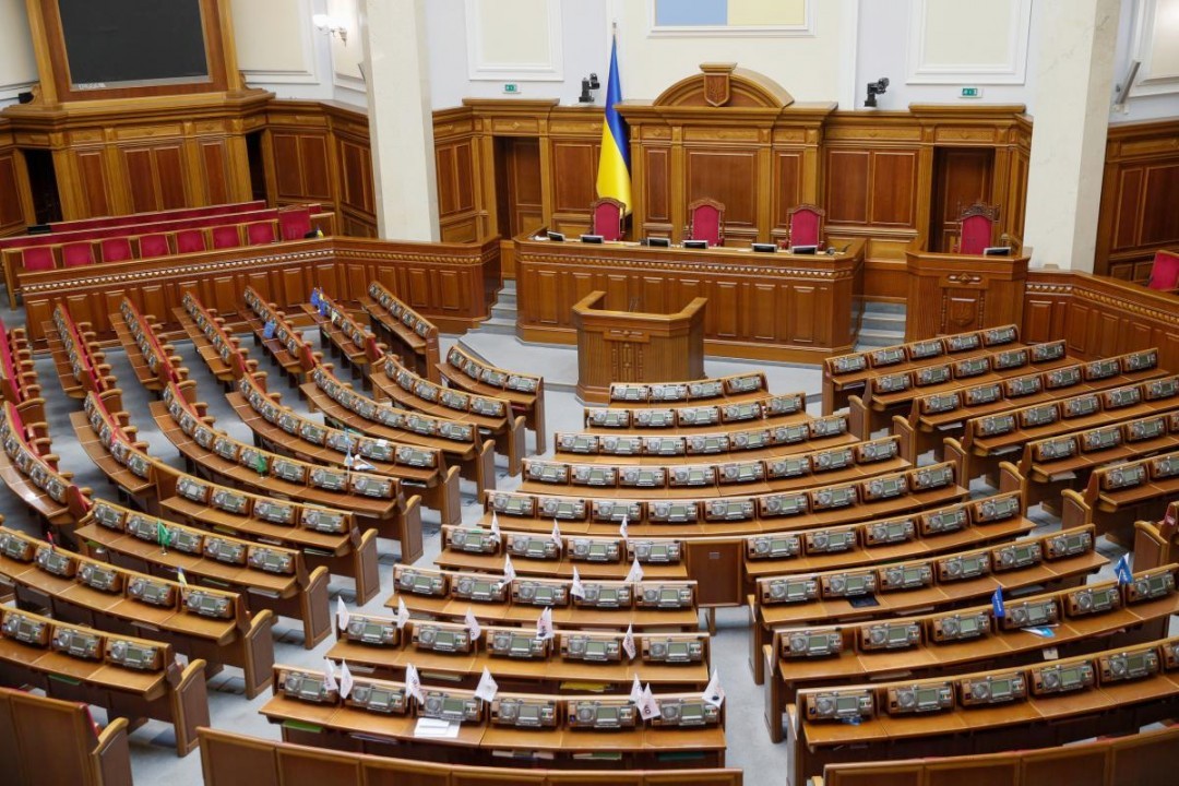 В четверг Рада собирается по требованию оппозиции