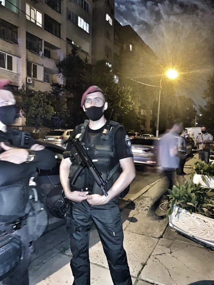 Спецназ хочет захватить офис Свободы политсилы в Киеве