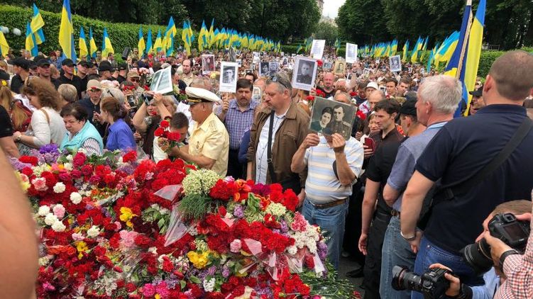 День победы 2018 года в Киеве. Фото "Страны"