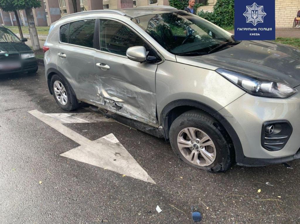 в Киеве пьяный водитель разбил 5 машин