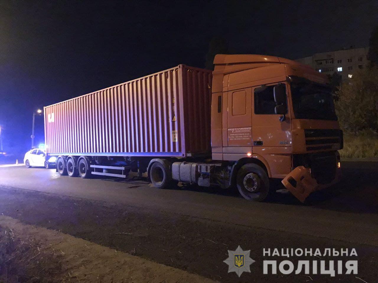 В Харькове в ДТП с грузовиком пострадали дети