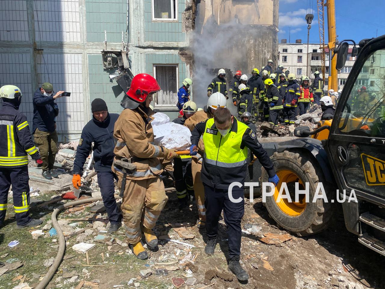 З-під завалів в Умані дістали тіло 12 загиблого