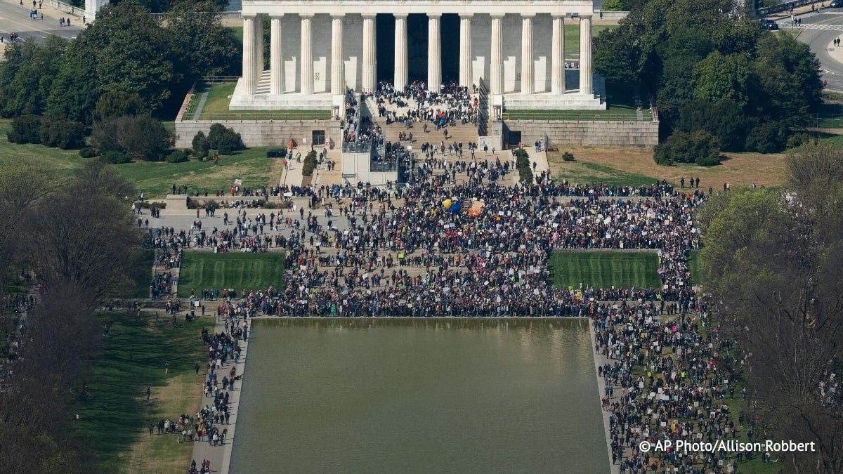 Фото протестів у США. Джерело &ndash; &copy; AP Photo/Allison Robert