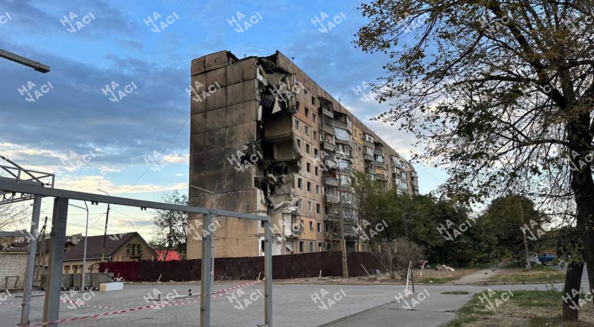 Обвал будинку після російської ракети (2). Фото - 