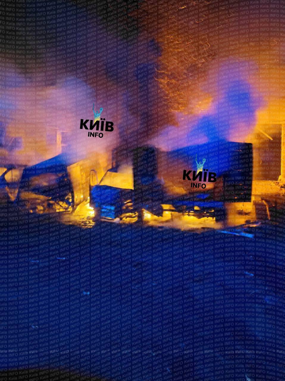 Анасы мен баласы ұйықтап жатқан порно видео